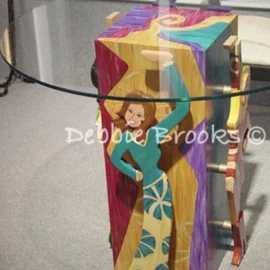 Diva Pedestal Color 2